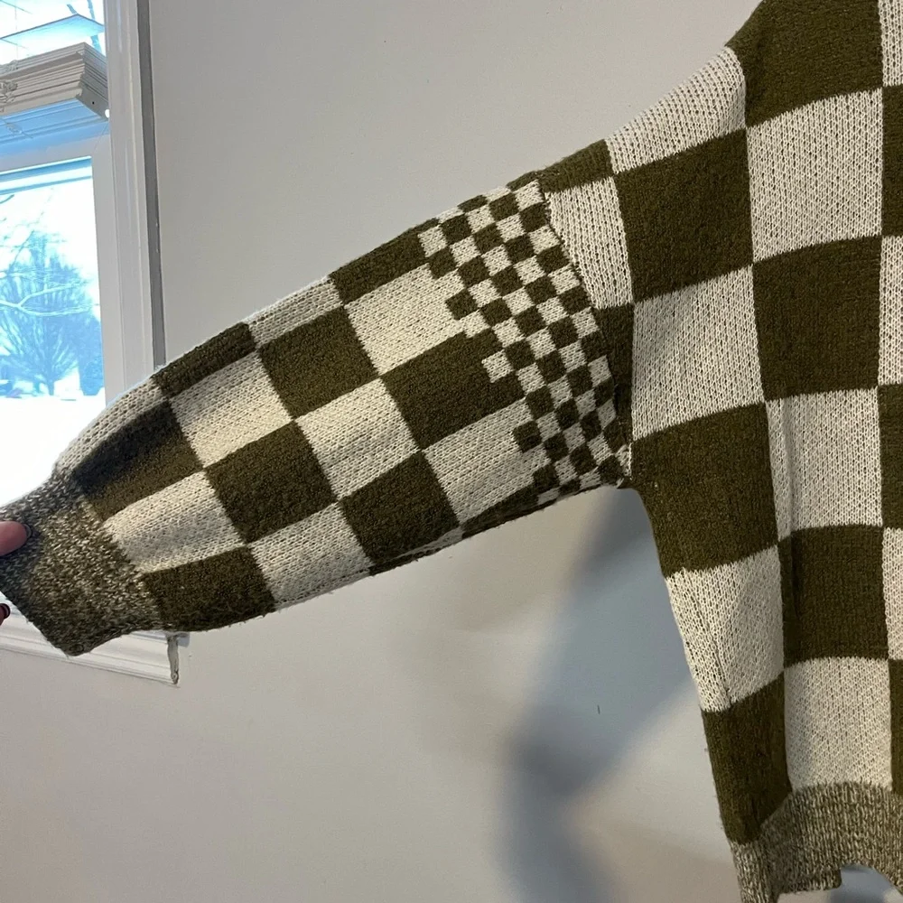 Checkered cardigan - Picture 8 of 11